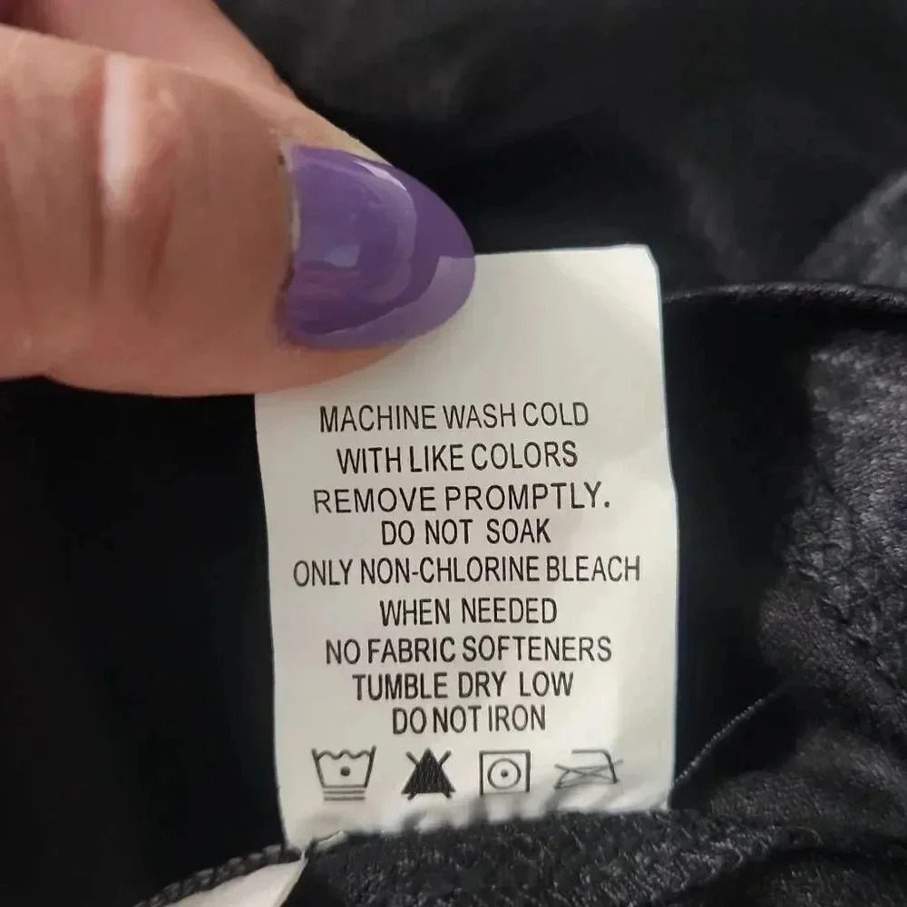 NWT Champion Double Dry V-Neck Tee Shirt - Picture 8 of 8